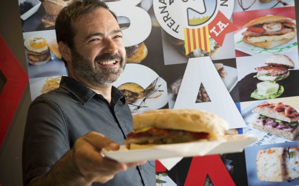 Más de 50 bares buscan el mejor bocadillo de Ternasco de Aragón