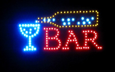 ¿Quieres abrir un bar? Te ayudamos con esta guía