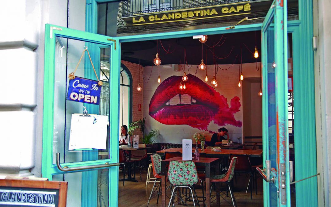 La Clandestina, bar de moda en Zaragoza.