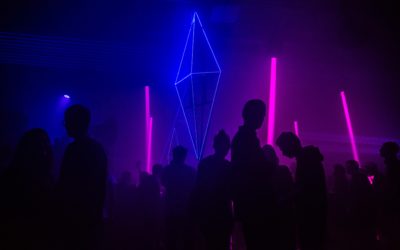 Los bares podrán cerrar dos horas más tarde durante las Fiestas del Pilar